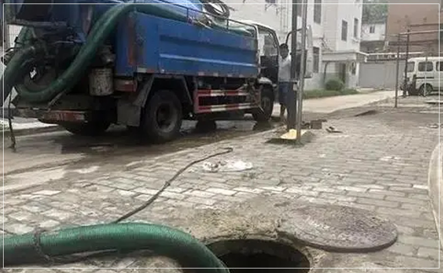 新建区化粪池抽粪吸粪案例